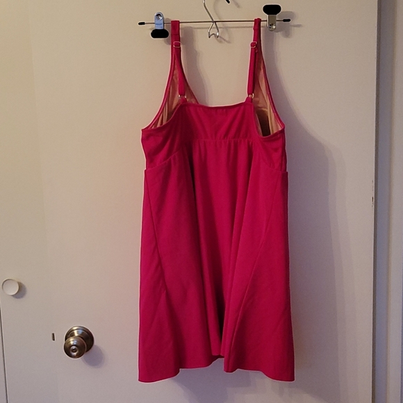 CROFT & BARROW SWIMSUIT - Picture 3 of 9